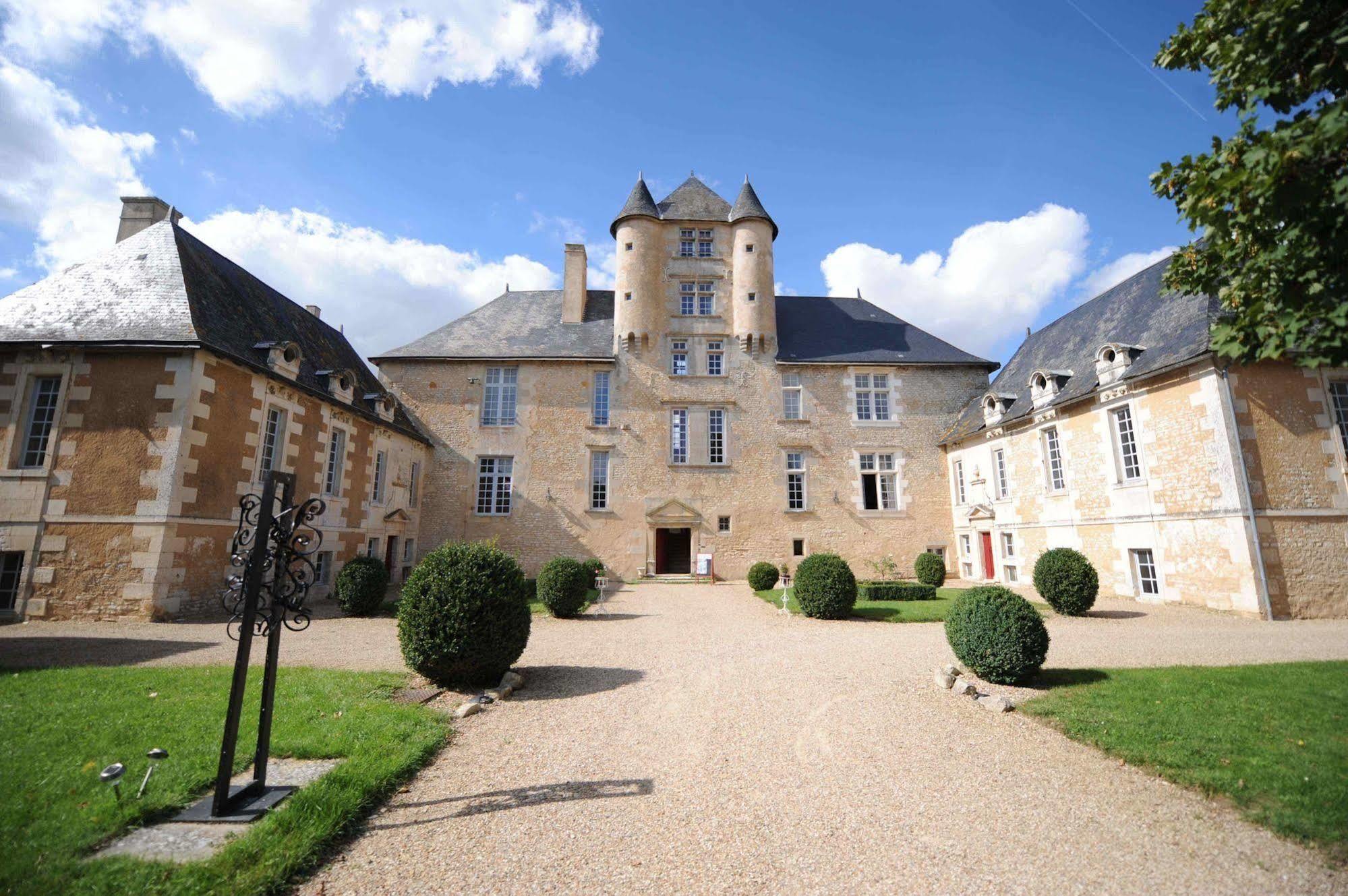 Chateau D'Авантон Экстерьер фото
